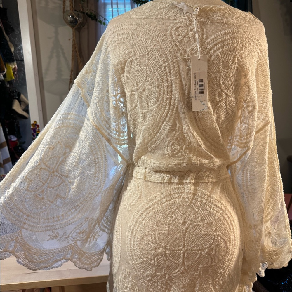 Elegant Cream Lace Cover Up